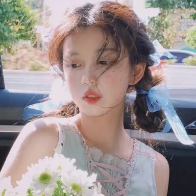 两个世界海报